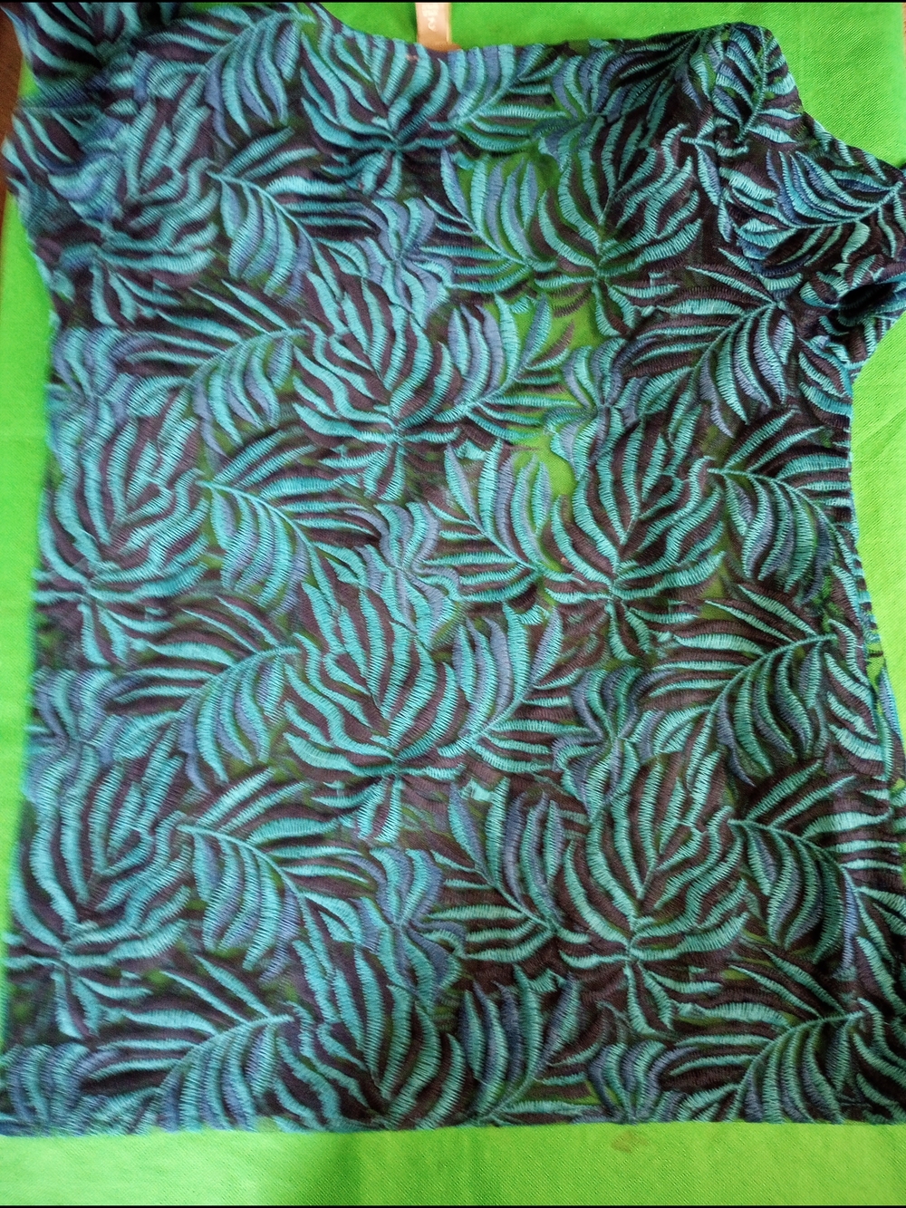 Chico's Teal and Black Leaf-Print Sheer Knit Cardigan - Picture 4 of 5